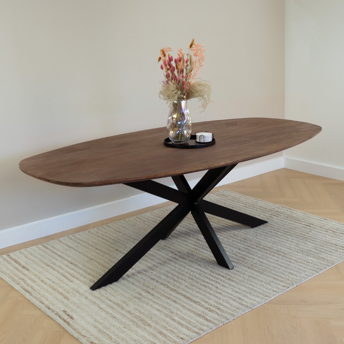 QUVIO Eettafel Sofia – Deens Ovaal – 220 x 110 cm – Stalen kruispoot – FSC® gecertificeerd mangohout – Bruin - Afbeelding 5