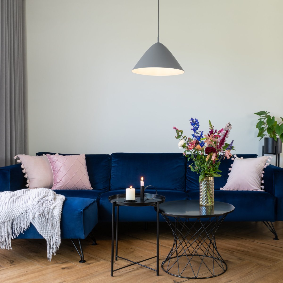 QUVIO Kussenhoes met franjes – 45 x 45 cm – Lichtroze - Afbeelding 6