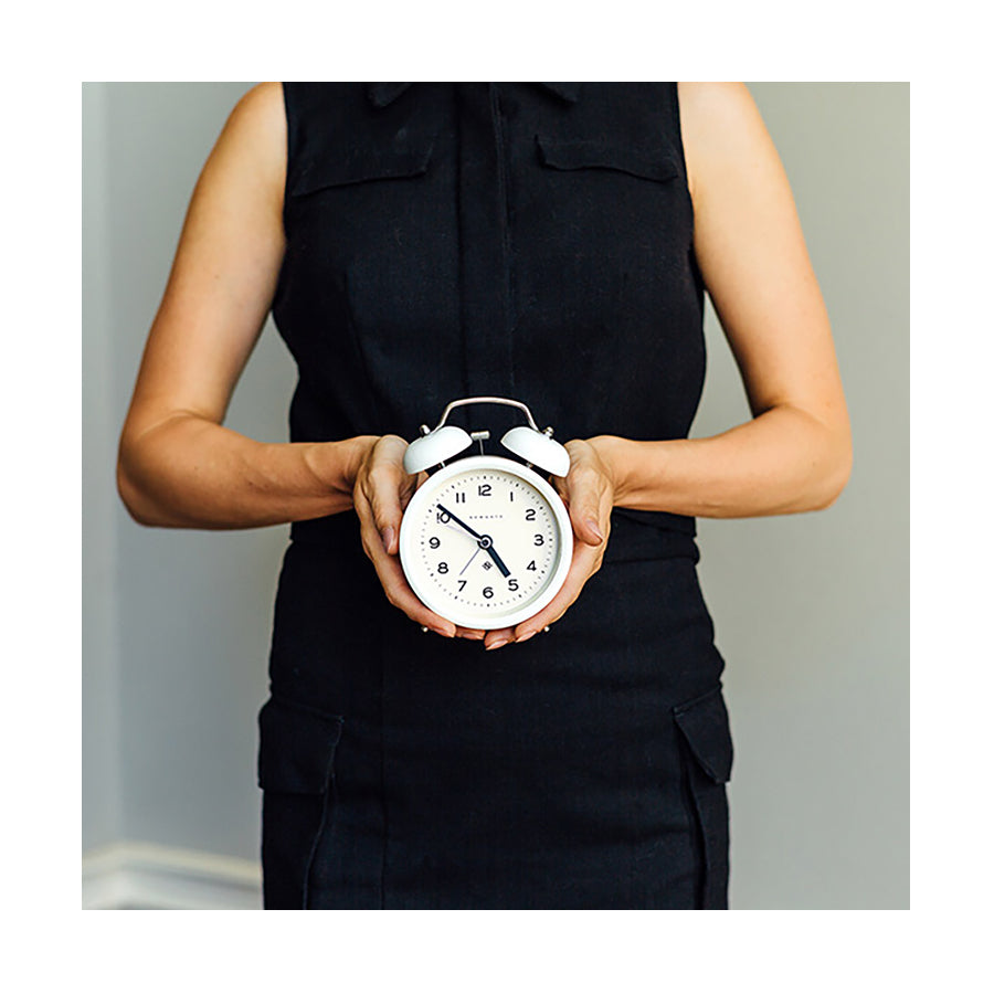 Newgate Echo Alarm Clock in White - Afbeelding 6